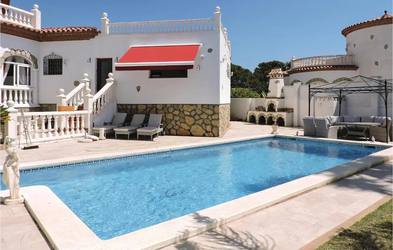 Stunning Home In Miami Platja With Swimming Pool Holiday home