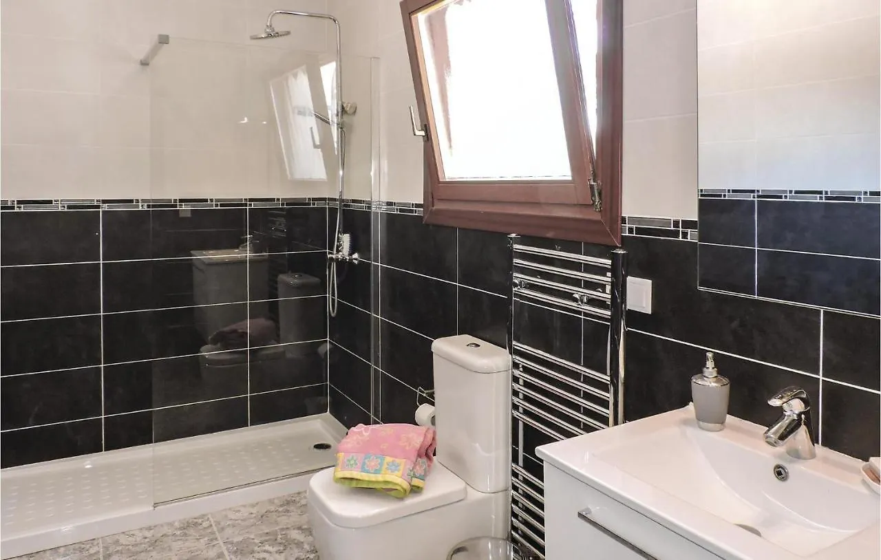 Σπίτι διακοπών Stunning Home In Miami Platja With Swimming Pool